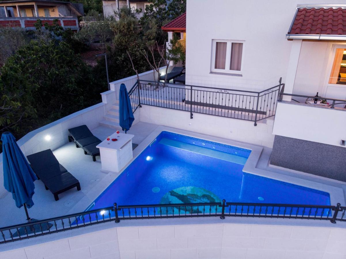 Apartment Villa Octopus Vinišće Eksteriør billede